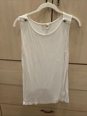 White Sleeveless Button-Shoulder Tank Top size Small